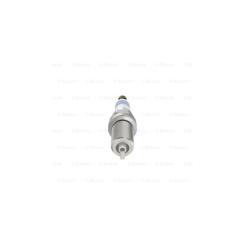 Свеча зажигания Bosch 0 242 235 769 Фото 4