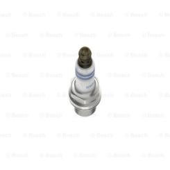 Свеча зажигания Bosch 0 242 240 650 Фото 2