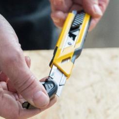 Нож монтажный Stanley Comfort, сегментное лезвие 18мм Фото 1