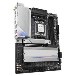 Материнская плата GIGABYTE B650 AERO G Фото 2