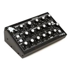 Синтезатор Moog Music Minitaur Фото 1