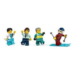 Конструктор LEGO City Самолет скорой медицинской помощи Фото 2