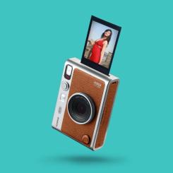 Камера моментальной печати Fujifilm INSTAX Mini EVO Brown Фото 1
