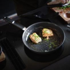 Сотейник Fiskars Hard Face 26 см Фото 6