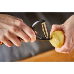 Овощечистка Fiskars Functional Form з поперечним рухомим лезом Фото 7