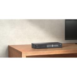 Коммутатор сетевой TP-Link LS1016G Фото 1