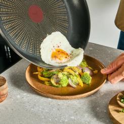 Сковорода Tefal Emotion+, 28см, чорний Фото 5