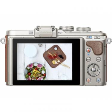 Цифровой фотоаппарат Olympus E-PL8 14-42 mm Pancake Zoom Kit brown/silver Фото 3