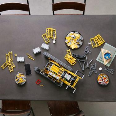 Конструктор LEGO Technic Гусеничний підйомний кран Liebherr LR 1300 Фото 3