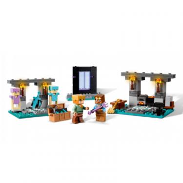 Конструктор LEGO Minecraft Зброярня 203 деталей Фото 3